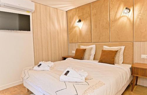 Quartier de Rochechouart Apartment | Residence Galeries Lafayette by Studio Prestige