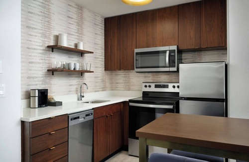 Ventura Hotel | Residence Inn by Marriott Ventura Beach