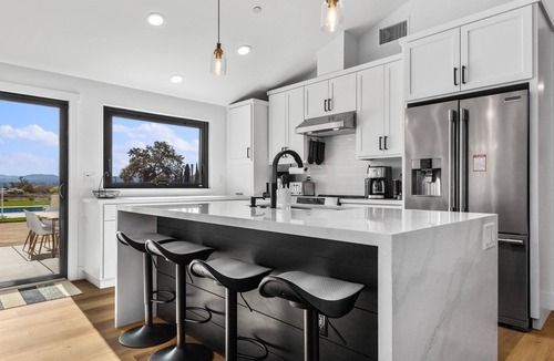 Paso Robles House | Resort-Like Amenities Inside & Out, Close to Downtown Paso, Great for Families