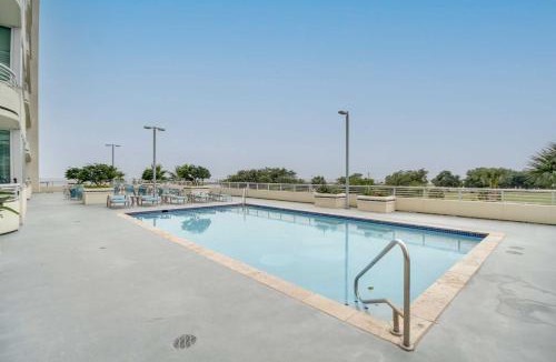 Biloxi House | Resort-Style Biloxi Condo: Walk to the Beach!