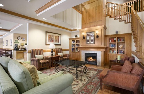Barstow Hotel | Restful Room with Plush Beds and Free Hot Breakfast for a Relaxing Stay