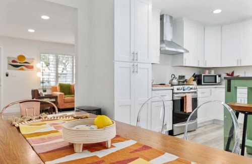 Loma Alta House | Retro Chic Hot Tub & Game Room, 10 Mins From Beach