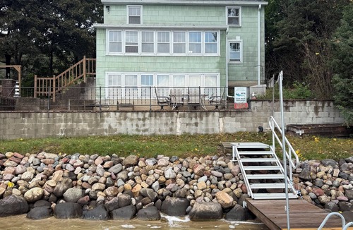 Wautoma Cottage | Retro Lakeside Charmer in Wonderful Wautoma with WiFi, AC and lake frontage
