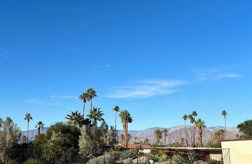 Borrego Springs Condo | Retro Retreat w/Hot Tub + Sunset Views
