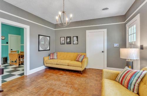 Gonzales House | Retro Revival with Modern Comfort - A Mid-Century Gem in Gonzales LA