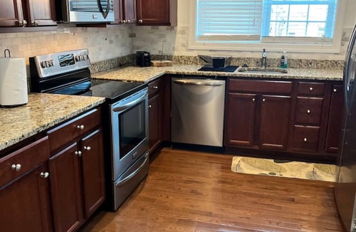Northeast Villa | RFK spacious home w/free on-street parking