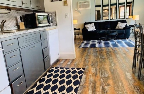 Appleton Apartment | Ritchie Village, the Bicycle Bungalow