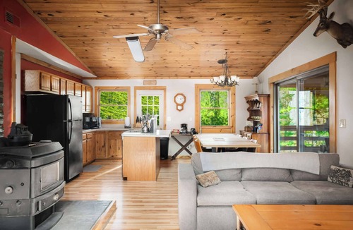 Great Cacapon Cabin | River Cabin w/hot tub, fire pit, deck, games, wifi