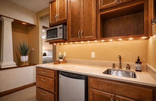 Sheboygan Falls House | River Ridge North | Private Riverfront Near Kohler