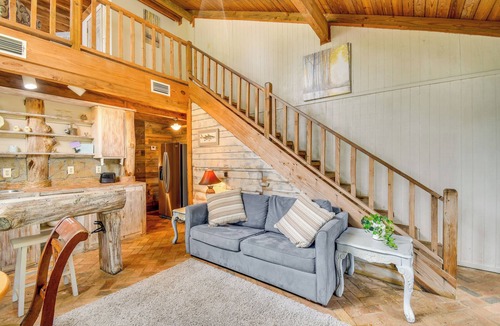 Fairhope House | Riverfront Deck: Outdoor Retreat in Fairhope!