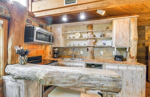 Fairhope House | Riverfront Deck: Outdoor Retreat in Fairhope!
