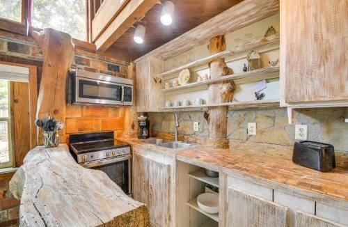 Fairhope House | Riverfront Deck: Outdoor Retreat in Fairhope!