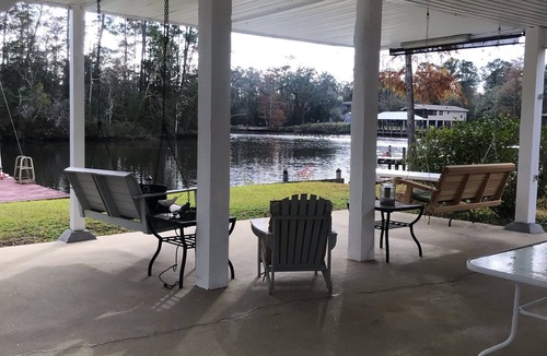 Gulfport House | Riverfront Hideaway