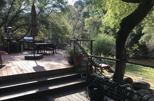 Three Rivers House | Riverfront Home with Large Deck on South Fork of Kaweah River