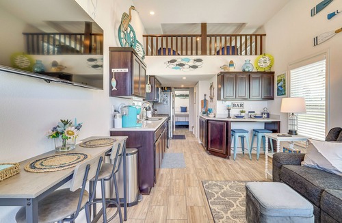 Birds Landing Cottage | Riverfront Isleton Cottage < 1 Mi to Rio Vista!