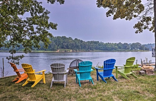 Kinsale House | Riverfront Paradise w/Hot Tub & Pool in Kinsale!