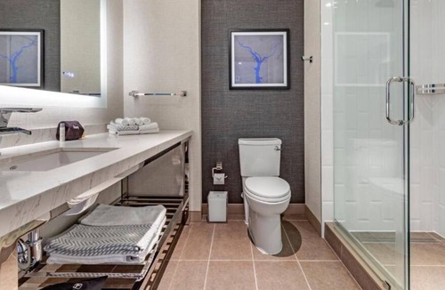 Buzzard Point House | Riverfront Property Near The Wharf, Rooftop Lounge, Restaurant, Pet-Friendly