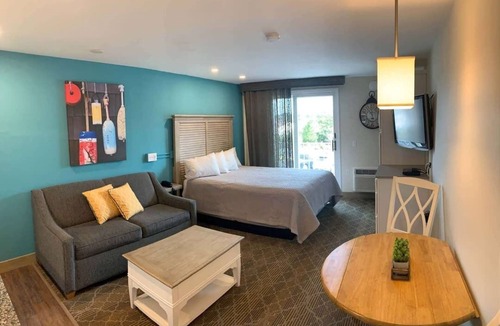 South Yarmouth Resort | Riverview Resort - 1 bedroom, sleep sofa located in charming South Yarmouth, MA