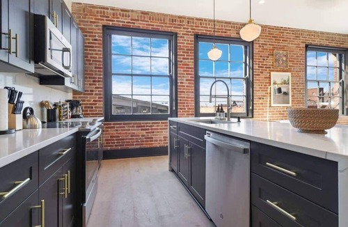 Arts/Warehouse District Apartment | Roami at The Lola | Near Bourbon St. | 3 Bedroom