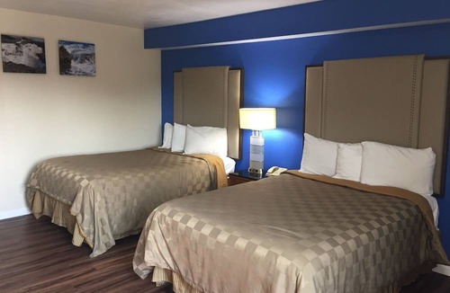 West Park Community Hotel | Rodeway Inn and Suites Bakersfield