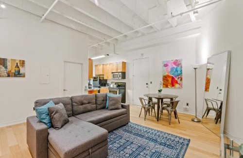 Historic Core House | Rooftop Pool & City Views! Long-Term Dtwn LA Stay