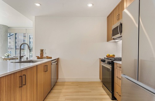 Cortez Hill Condo | Rooftop Pool + Spa + Sky Lounge | Little Italy + Bay Views | Ancora by AvantStay