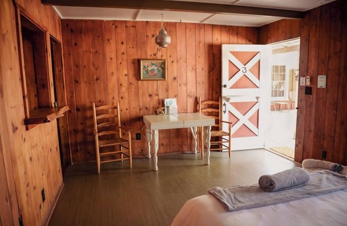 Joshua Tree Hotel | Room 3 Desert Retreat - Downtown Joshua Tree