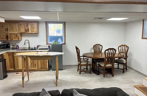 Glyndon House | Rooms for rent in a Charming 3-bedroom house. Ideal for traveling workers