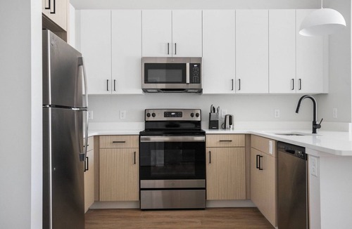 Lower Washington - Mount Hope Apartment | Roomy Roslindale 2BR w/Gym & W/D, walk to T stop, by Blueground