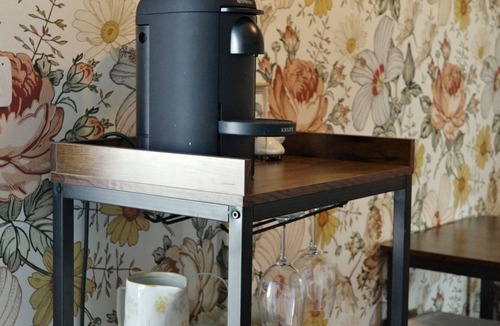 Vanves Apartment | Rose Blossom Apartment in Paris/Porte de Vanves