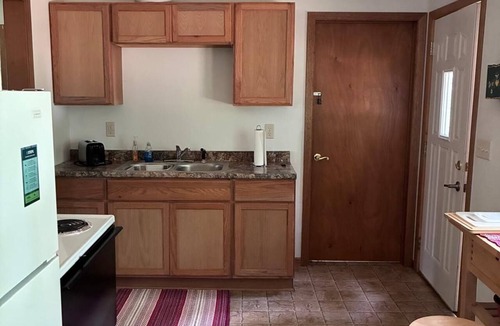 Breezy Point Cottage | Rustic 2-bedroom lakeside cottage near Nisswa