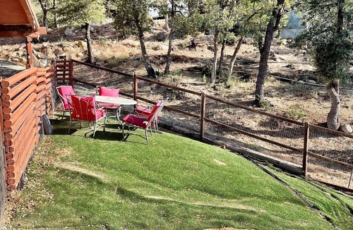 Crown King Cabin | Rustic Crown King Cabin Pet Friendly -Large secluded fenced in yard