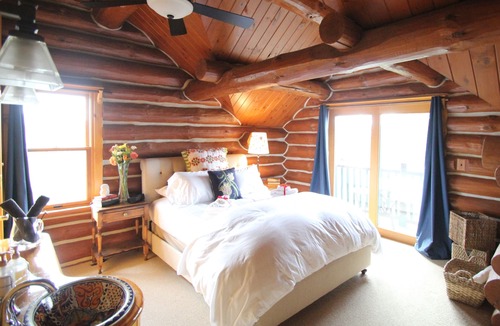 Blue Mounds Cabin | Rustic Luxury Awaits In This Beautiful Full Log Lodge On 44 Private Acres