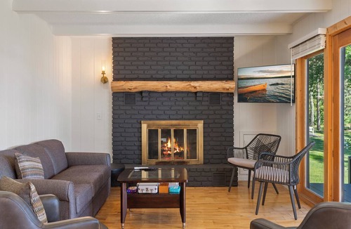 Emily Resort | Ruth's Cabin at Half Moon Resort