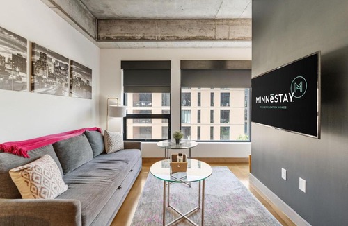Warehouse District Apartment | Sable 304 - Alcove