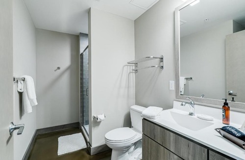 Warehouse District Apartment | Sable 507 - Alcove