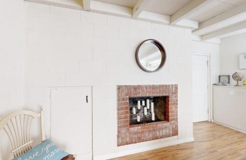 Pierpont Bay House | Sailaway Cabin