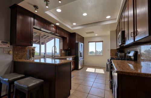 La Presa House | San Diego Hilltop Haven: Game Room+Views! 18 Minutes from Downtown