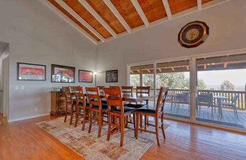 La Presa House | San Diego Hilltop Haven: Game Room+Views! 18 Minutes from Downtown