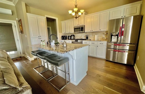 Gonzales House | Sanctuary Luxury Stay