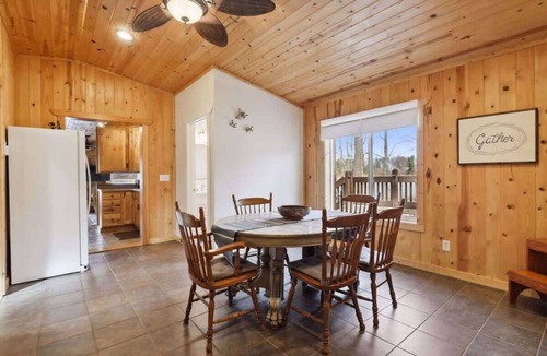 Webster Cabin | Sand Lake Peninsula Getaway - Sandy Beach