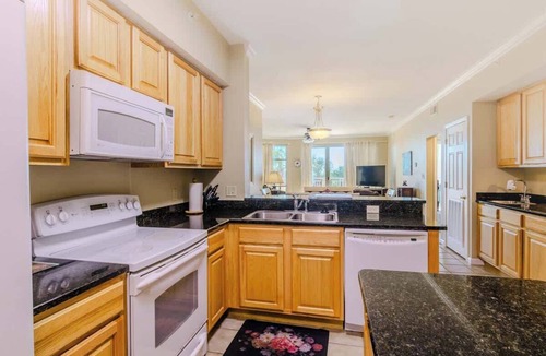 Gulfport Condo | Sandy Toes Suite