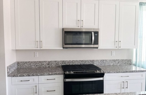 West Covina House | Scenic - 3BD/3BR - Close to USC, DTLA, Disneyland- Fully-Furnished