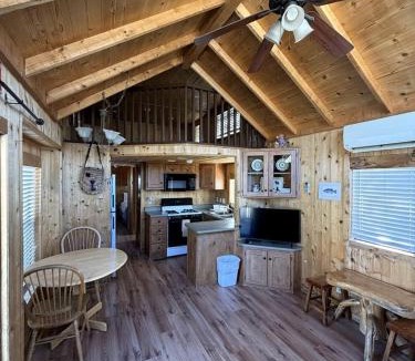 Lone Pine House | Scenic Mountain Cabin with Sierra Nevada Views on Highway 395 Near Lone Pine, California