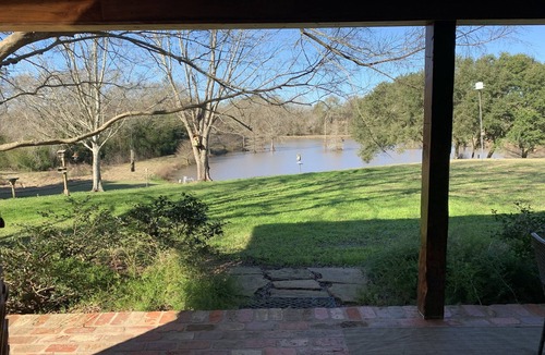 Carencro House | Scenic, upscale country living minutes from I-10 & I-49, & downtown Lafayette.,