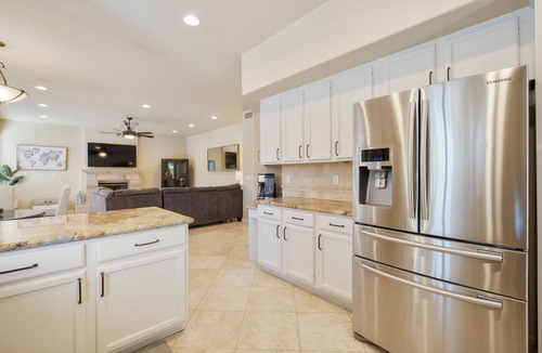 Kierland House | Scottsdale Retreat - Walk to Dining & Shopping