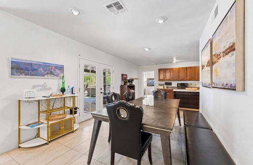 Central Scottsdale House | Scottsdale Retreat w/Pool, Hot Tub & 2 Master Suites Near Old Town
