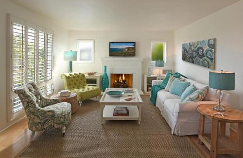 East Mesa Villa | Sea Glass Cottage by Paradise Retreats