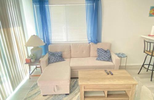 Silver Strand Apartment | Sea View, Boards, Bikes, Wd
