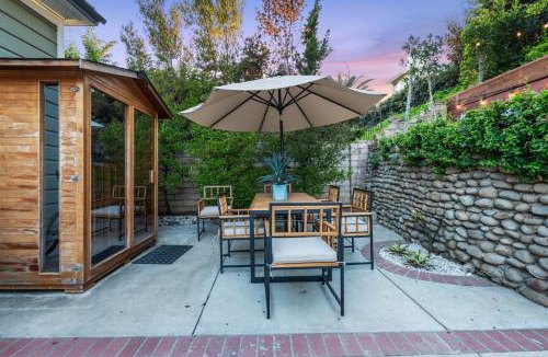 Ventura House | Sea View, Sauna, Hot Tub, Beach Bikes, Stream